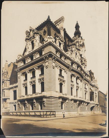 Wurts Bros photo of Senator Clark's mansion on 960 Fifth Avenue courtesy from the museum.