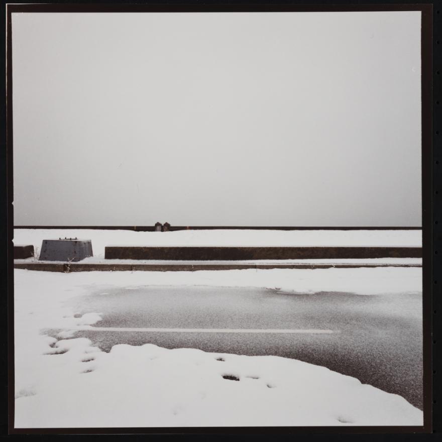 Jan Staller、West Side Highway Dusted with Snow、1977。ニューヨーク市立博物館、2015.5.28