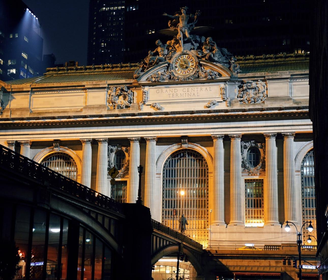 New York in 27 Buildings with Sam Roberts & Alexandra Lange