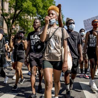 Manifestantes en la Marcha del Millón de Personas, Brooklyn NYC el 19 de junio de 2020