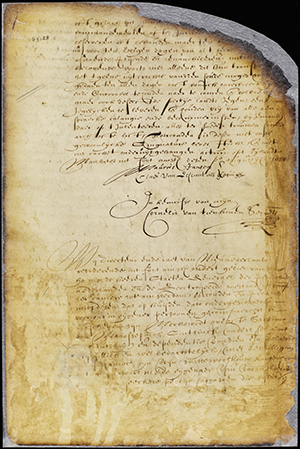 A brownish-yellow, aged document with burn marks on the corner of the papers and cursive writing in Dutch.