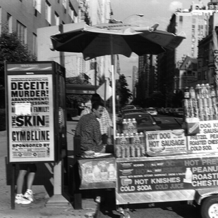 Edwin Martin (sd). Tromperie! Hot Dogs, 1998. Musée de la ville de New York. 2000.78.14