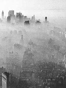 Midtown y el Bajo Manhattan cubiertos de smog