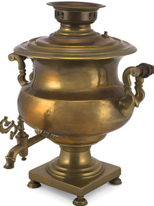 Ensemble Samovar utilisé pour servir le thé aux visiteurs immigrants