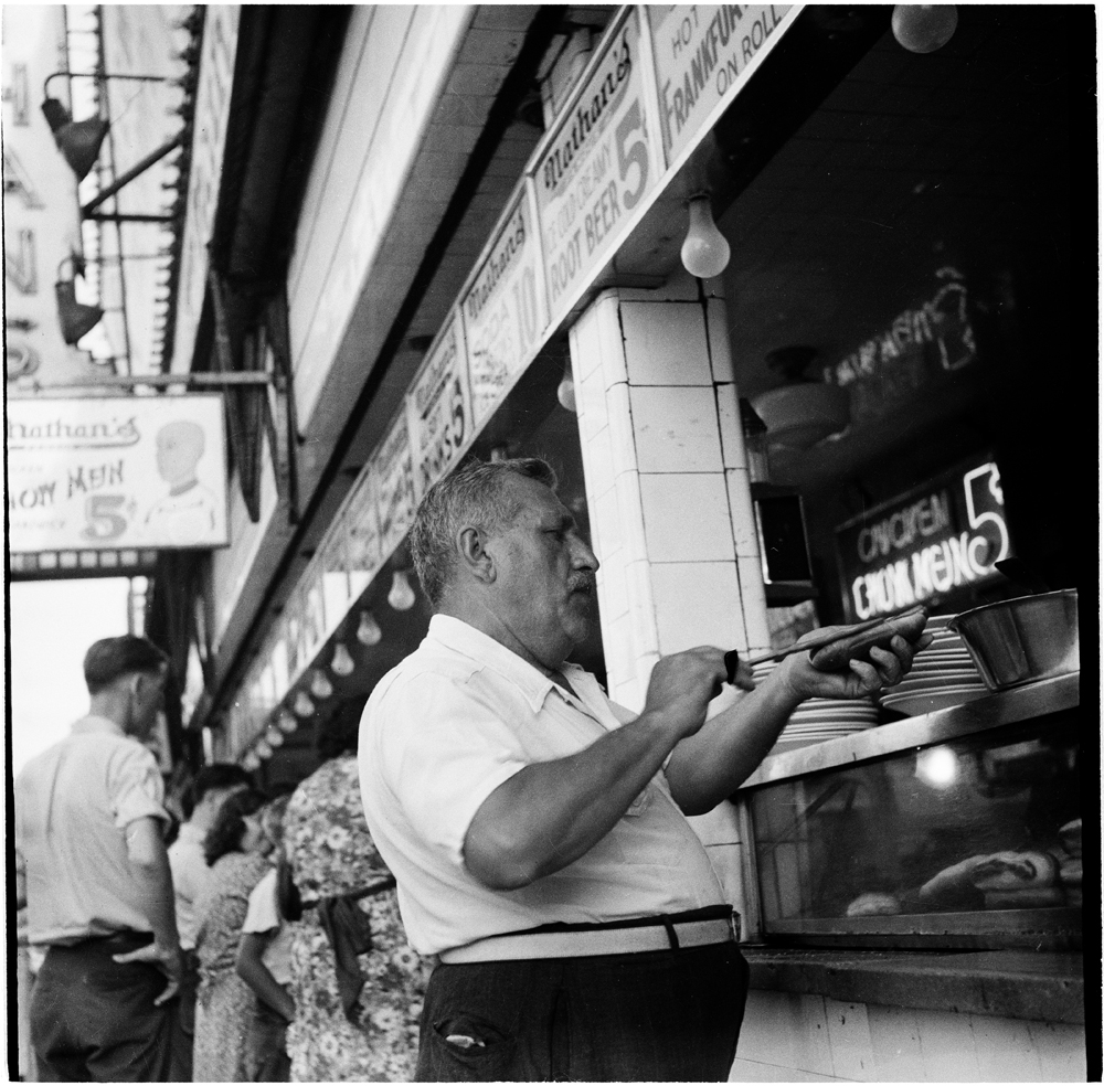 Andrew Herman, Federal Art Project (n.d.). At Nathan’s Hot Dog Stand 2, July 1939. Museum of the City of New York. 43.131.5.91