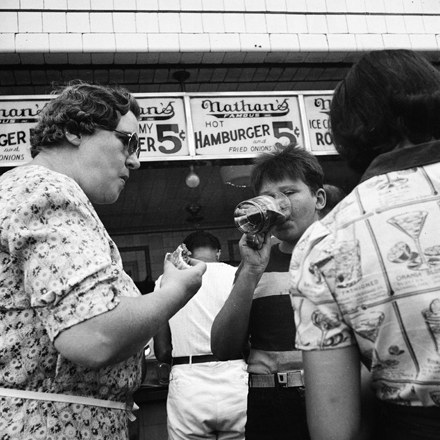 Andrew Herman, Federal Art Project (n.d.). At Nathan’s Hot Dog Stand, July 1939. Museum of the City of New York. 43.131.5.33