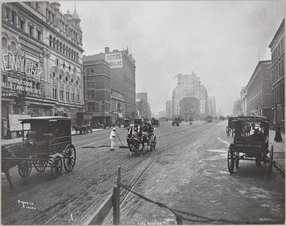 Byron Company. Longacre Square (maintenant Times Square), Broadway et 42nd Street, 1900. Musée de la ville de New York. 93.1.1.17932