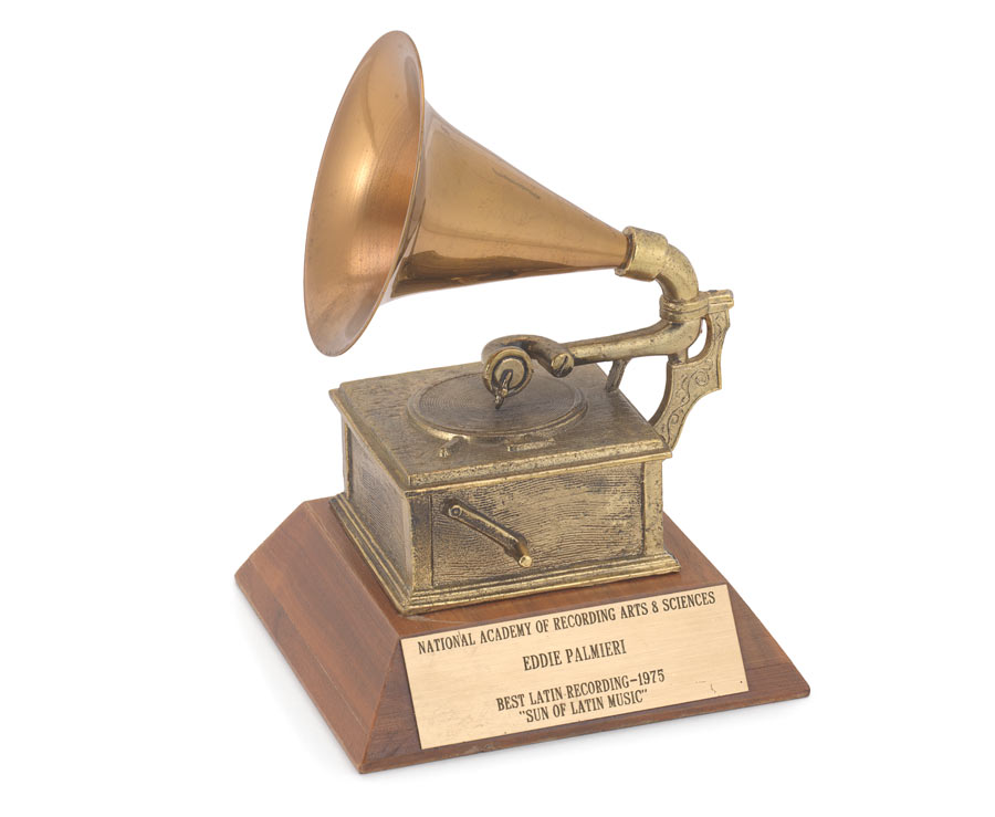 Le Grammy Award du meilleur enregistrement latin décerné à Eddie Palmieri