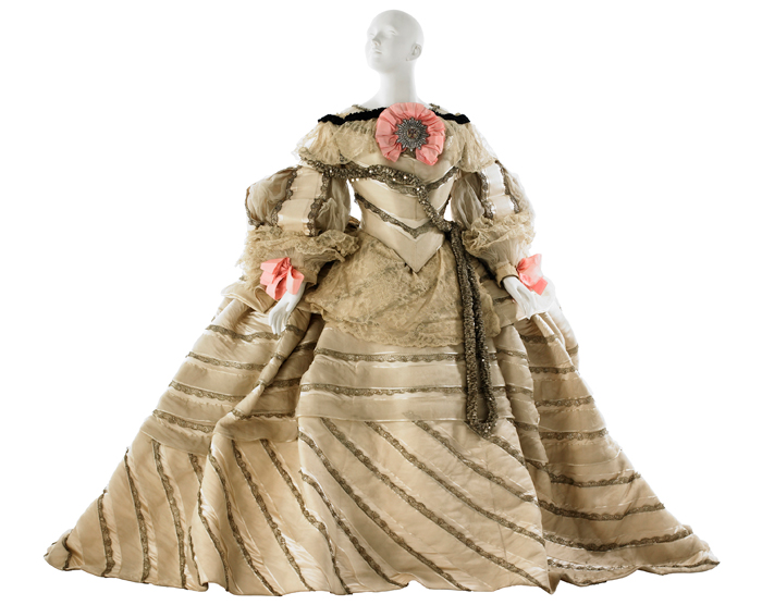 가치의 집을위한 장 필립스 가치. 팬시 드레스 의상, 1897. MCNY 42.146.8AB