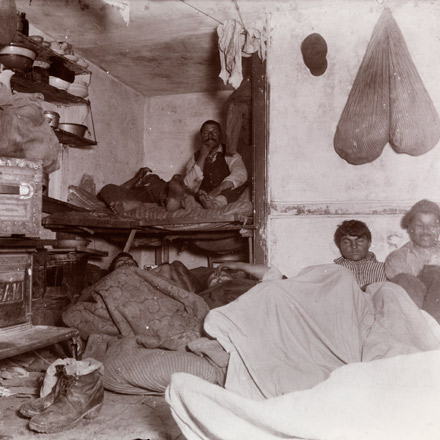 Jacob Riis photograph, Five Cents a Spot