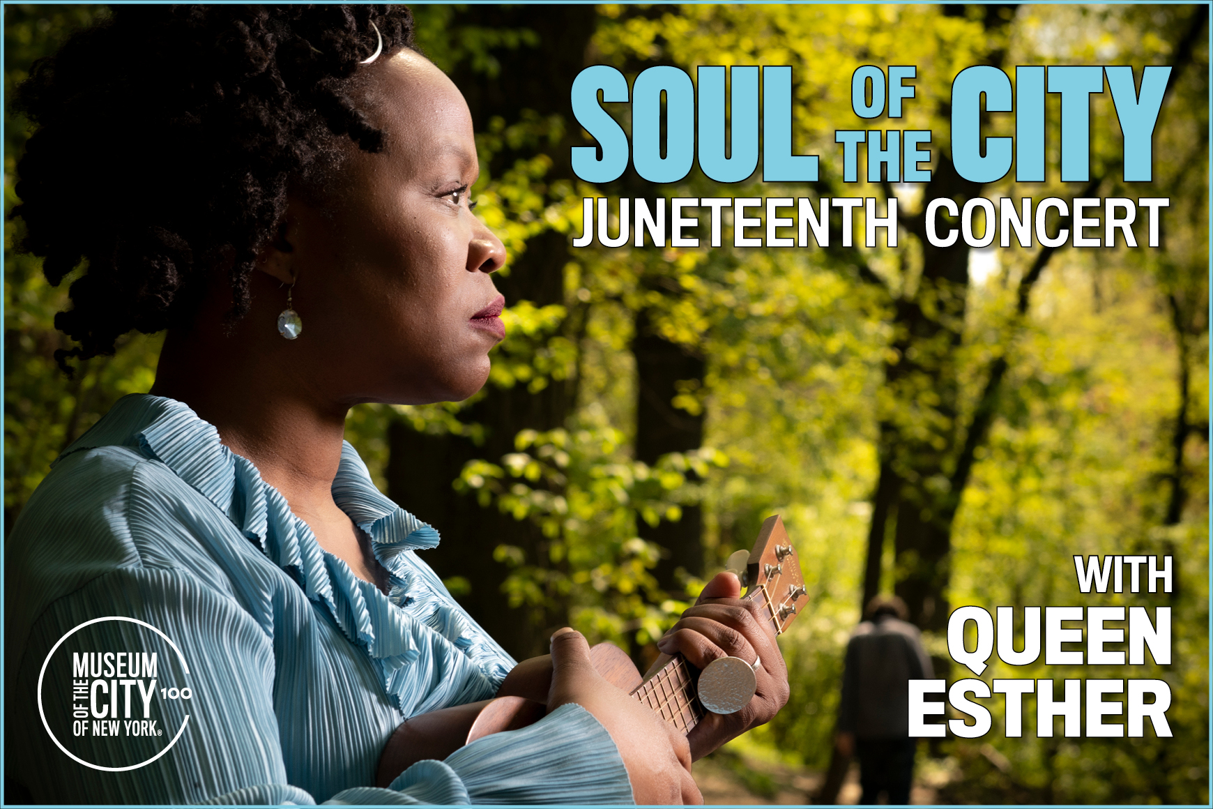 Imagen de Mujer de camisa azul con guitarra pequeña y tesoros al fondo. El texto dice: Soul of the City Concierto del diecinueve de junio con la reina Esther