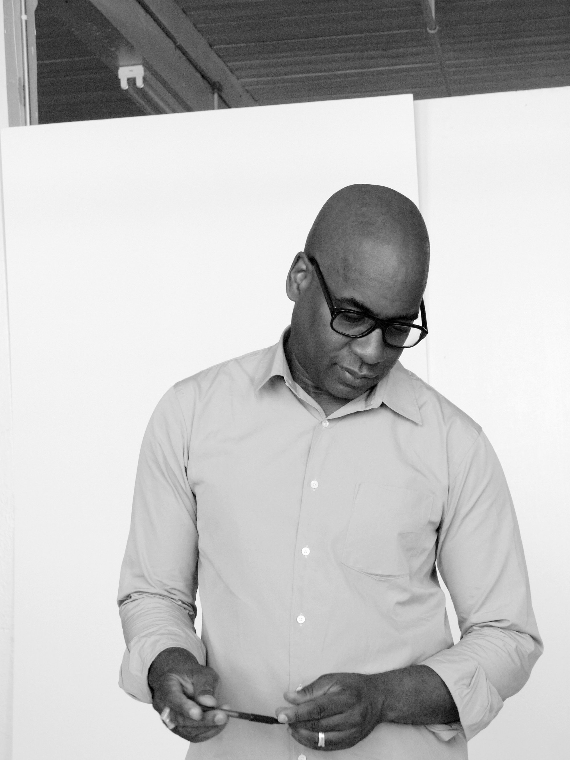 Portrait de Glenn Ligon par Paul Mpagi Sepuya
