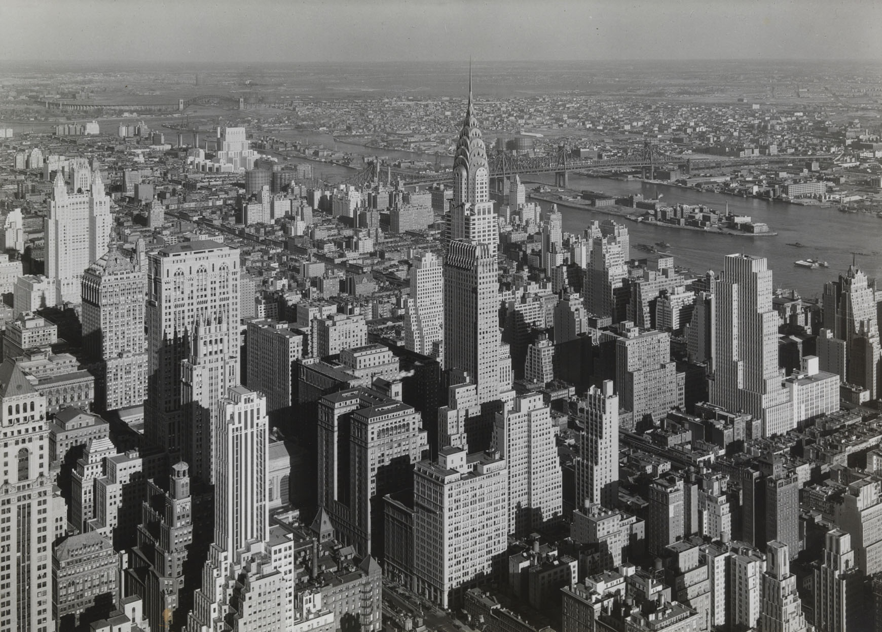 북동쪽을 바라보는 맨해튼, 1932년 사진: Samuel H. Gottscho 뉴욕시 박물관, 39.20.2