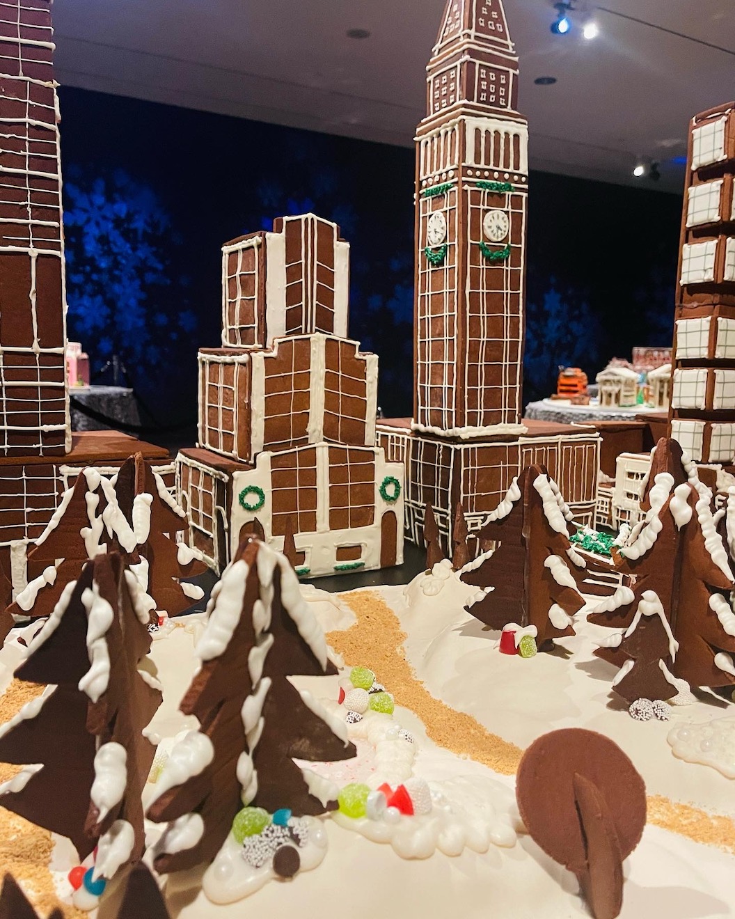 View of the finished display of Madison Square Park, one of the entries from Gingerbread NYC: Great Borough Bake-Off, 2022.