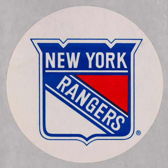 Logotipo para o New York Rangers em um adesivo branco circular.