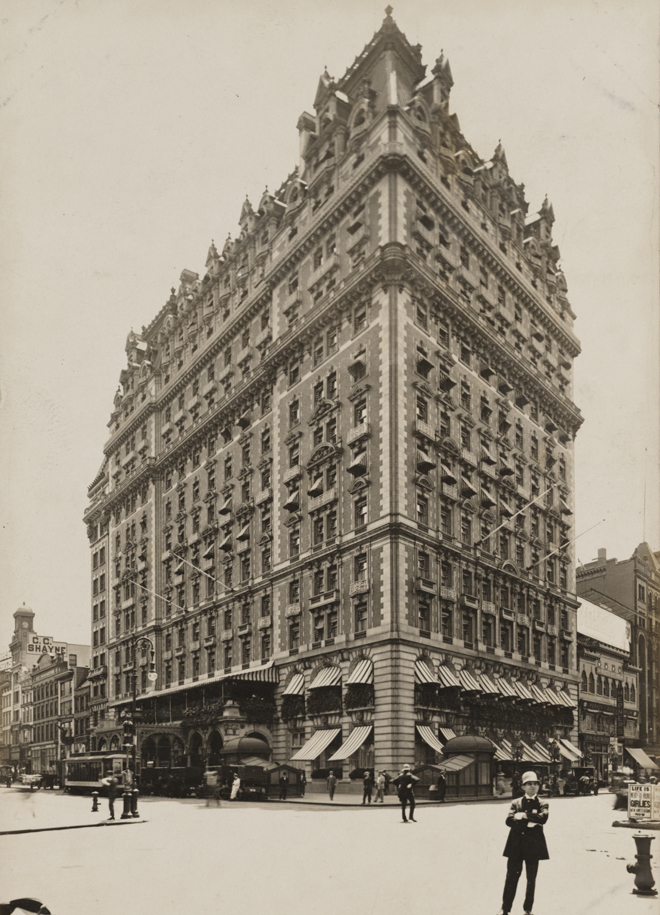 Thaddeus Wilkerson (1872-1943). Hotel Knickerbocker, New York, ca. 1910. Museum of the City of New York. F2011.33.411