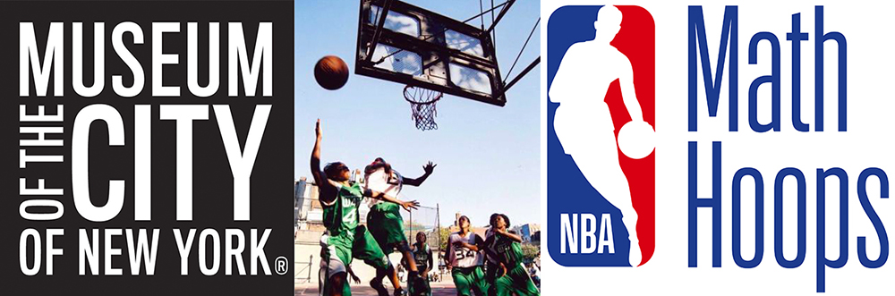 Trois images consécutives, montrant le logo du musée de la ville de New York; Un groupe de jeunes femmes joue au basketball au West 4th Court à New York. Logo de NBA Math Hoops