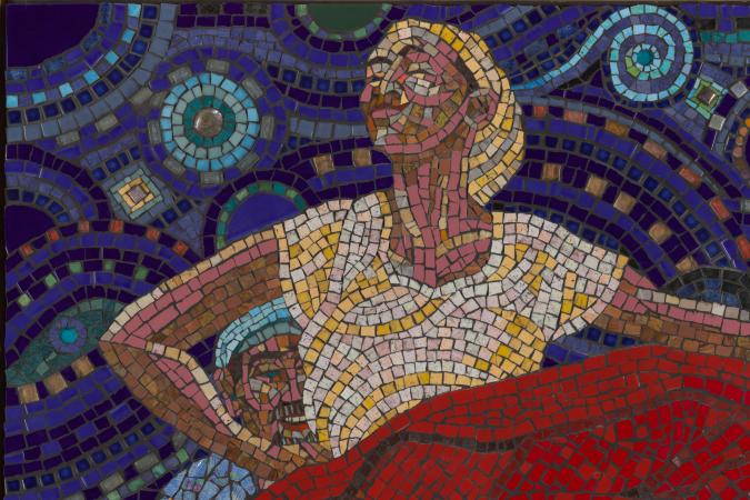 Un mosaico de una mujer con falda roja.