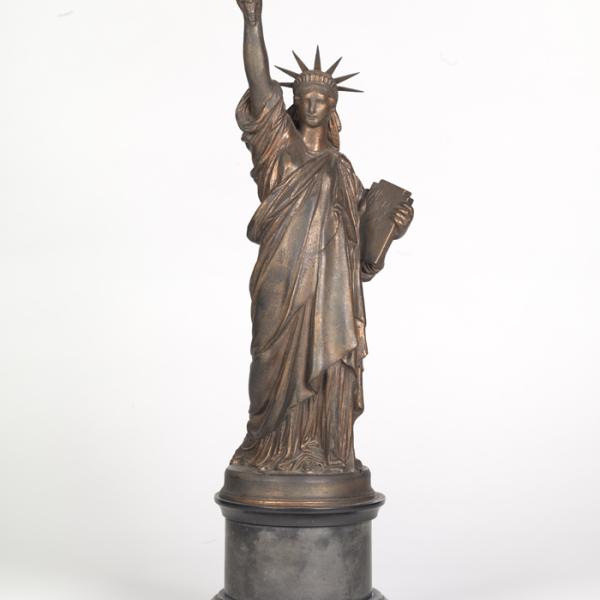 Frédéric Auguste Bartholdi (1834-1904). Estátua da Liberdade, ca. 1875. Museu da cidade de Nova York. 42.421