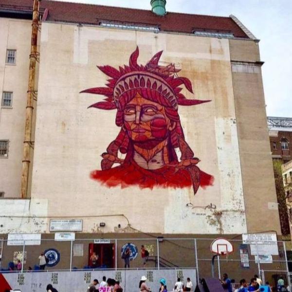 A colorful Statue of Liberty mural has been home to the Museum of the City of New York since 1932. You can see this mural yourself at the corner of Madison Avenue and 104th Street and find out what makes this neighborhood so special. 