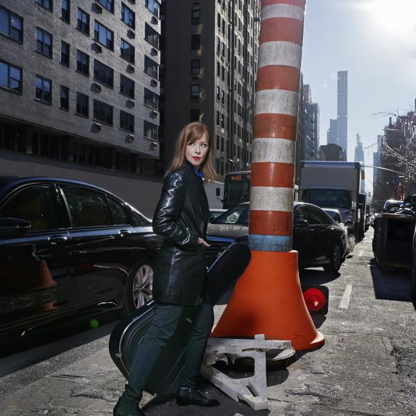 Suzanne Vega (photo by George Holz) 