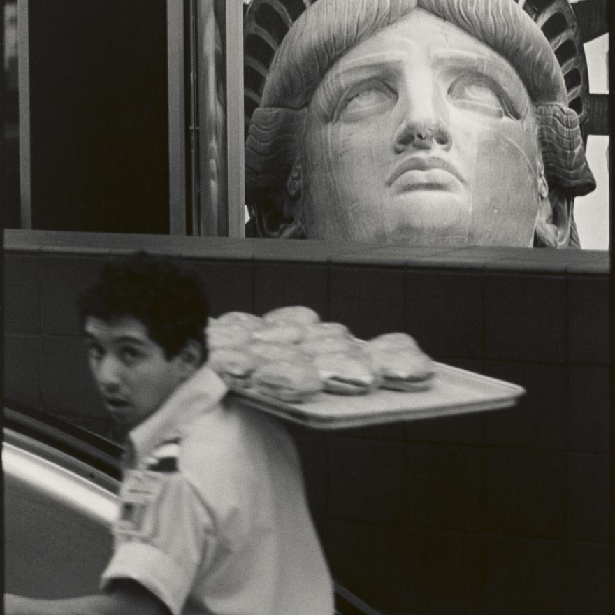 サイン入り写真　ロバート・ラウシェンバーグ　ポートレート Robert Rauschenberg: The Silkscreen Paintings, 1962-64