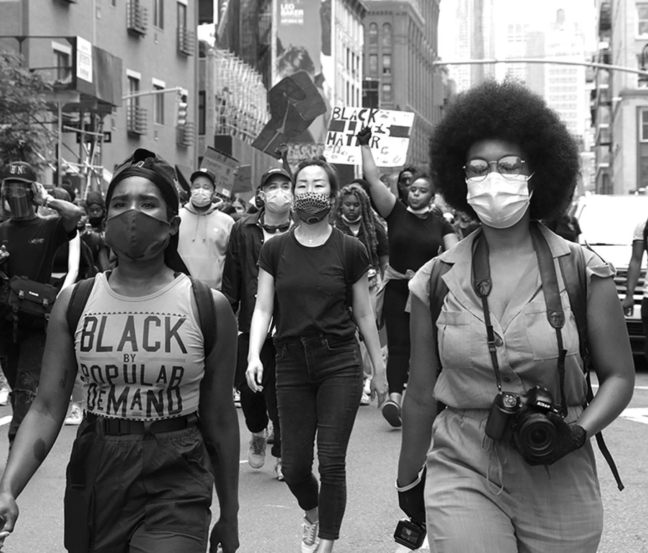 Photographing City Life: Live Session with Photographer Janette Beckman