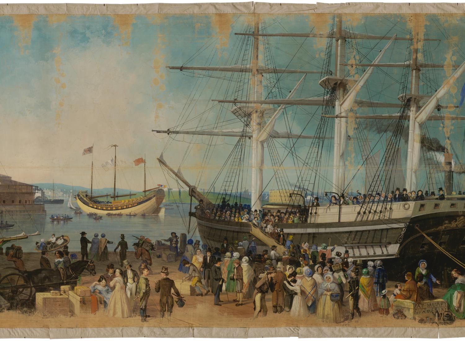 Une peinture du XIXe siècle représentant un port avec de nombreuses personnes dans la rue à côté d'un grand navire.