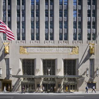 Waldorf Astoria Hotel in Manhattan 